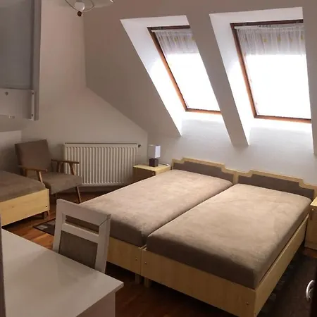 Mol-ker-vill Apartman