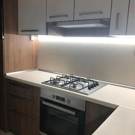 Mol-ker-vill Apartman Lenti