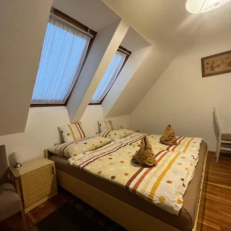 Mol-ker-vill Apartman